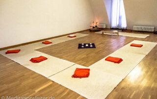 Meditationsraum im Zentrum fuer heilende Bewegung ~ Berlin Wilmersdorf