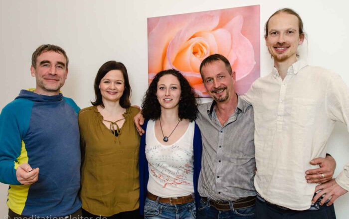 Meditationsleiter Ausbildung in Berlin - von li nach re: Rebecca Mailand-Graf, Viola Falkenstein, Lars Anscheit und Matthias Weh