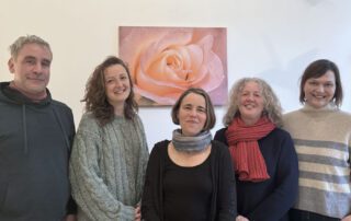 Meditationsleiterinnen Ausbildung Berlin Abschlussfoto - von re nach li: Sina Tiedtke, Carola Drees, Ilka Metzner, Jana Gebbeken